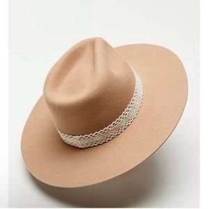 Wyeth Crochet Rancher Hat